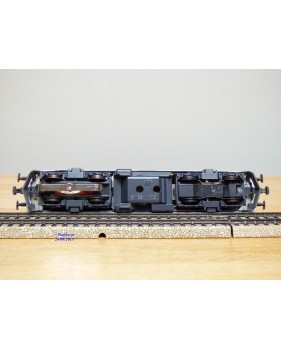 HAG  078 ,  coffret  de 3 motrices  JUBI  Trio  BT , BLS , SBB  neuf   BO