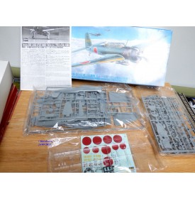 HASEGAWA 09062, bombardier  embarqué japonais NAKAJIMA B6N2 type 12  JILL  et  bombes de 250 Kgs   Neuf  BO 1/48