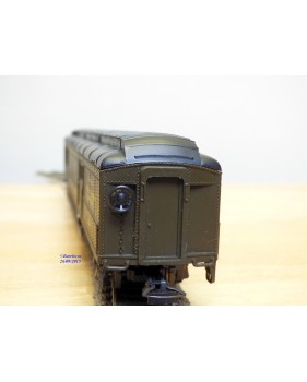RIVAROSSI  2716, voiture mixte passager / fourgon  ( Heavyweight Combine  ) N°: 2602  ATSF  neuf  BO