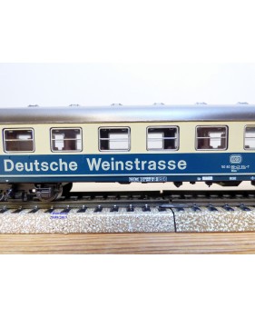 Märklin 4176, voiture  privée Deutsche Weinstrasse  type WGm 842.1  DB   neuf  BO