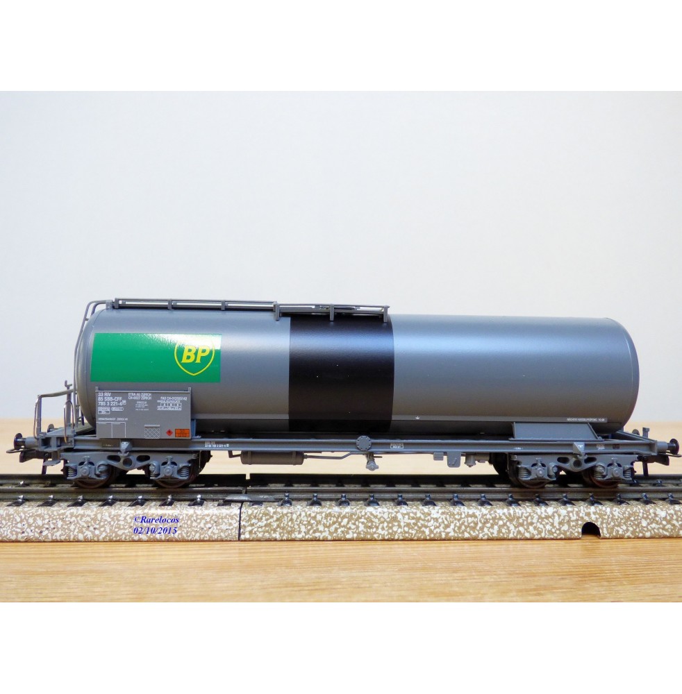 HAG 382 . 03 , wagon citerne type Uahs  BP   SBB   neuf   BO
