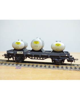 ELECTROTREN  1004,  wagon plat chargé de 3 citernes SEMAT  RENFE  BO