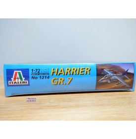 ITALERI 1214,   avion d'attaque à décollage vertical HAWKER HARRIER GR.7  RAF   Neuf    BO  1/72
