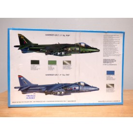 ITALERI 1214,   avion d'attaque à décollage vertical HAWKER HARRIER GR.7  RAF   Neuf    BO  1/72