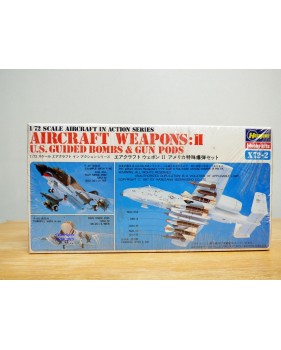 HASEGAWA X72-2, US guided  bombs &  gun pods   neuf  BO  1/72