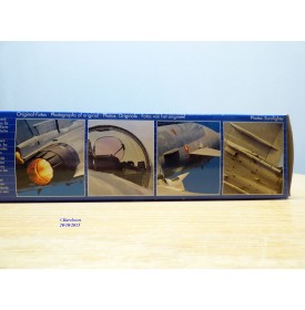 REVELL 85 2326 REYNARD VISTEON 1/25 BO