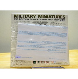 TAMIYA 35019,  tankistes  allemands    neuf    BO  1/ 35  
