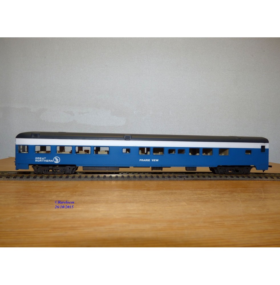 AHM  6402-12 / RIVAROSSI  2670, voiture de queue ( Observation )   GREAT NORTHERN     BO