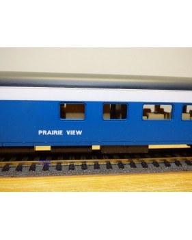 AHM  6402-12 / RIVAROSSI  2670, voiture de queue ( Observation )   GREAT NORTHERN     BO