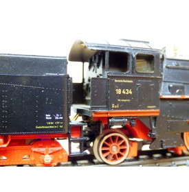 PRIMEX (Märklin) 3192 motrice Br 132 104-1  DB  BO