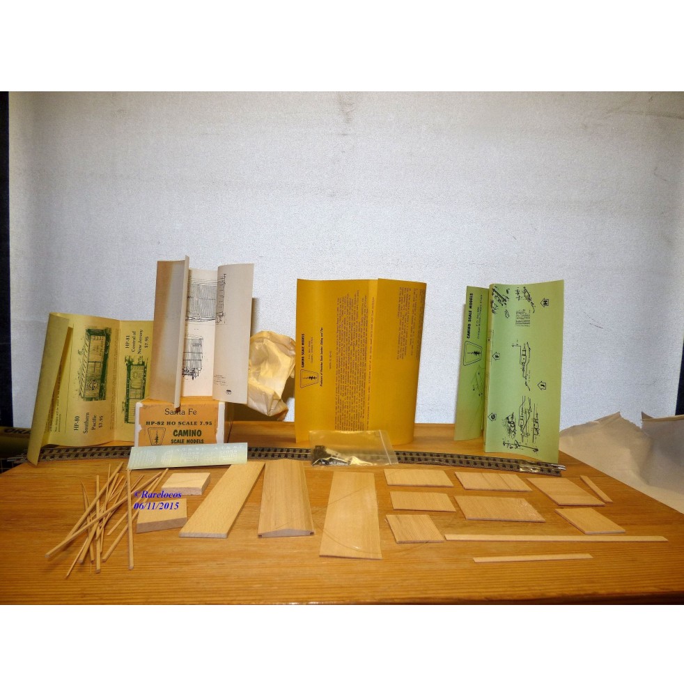 Camino Scale Models HP-82, wagon couvert en bois ( Boxcar ) de 40 ' AT&SF Santa Fé  Neuf BO