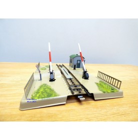 Märklin 7390, passage à niveau mécanique  neuf  BO
