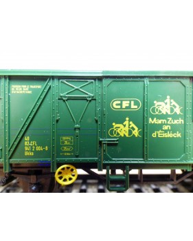 Märklin 4491, wagon couvert type Ukks  transport de vélos  CFL  neuf   BO