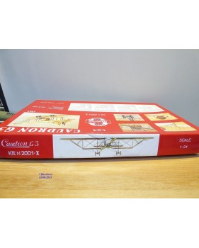 METROPOLITAN / METROP / POCHER 2001 X , chasseur français CAUDRON G3  BO  1/24 ème 
