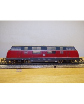 MÄRKLIN 3021 . 12, loco diesel Br 220  DB   neuf  BO
