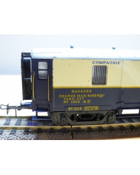 France Trains  315 ,  fourgon grandes lignes à guérite  N°:1263  CIWL  BO