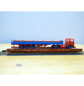 FLEISCHMANN  5274,  wagon surbaissé pour transport de camions type Saadkms.690 Rollende Landstrasse et camion MAN  DB  BO 