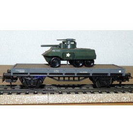 ELECTROTREN  1011 wagon plat chargé d'une automitrailleuse  RENFE BO