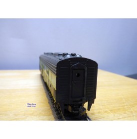 IHC ( Mehanoteknika )  1935, loco diesel A1A A1A  EMD  E-8A    ERIE   neuf   BO 