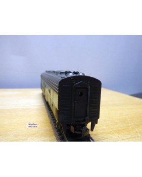 IHC ( Mehanoteknika )  1935, loco diesel A1A A1A  EMD  E-8A    ERIE   neuf   BO 