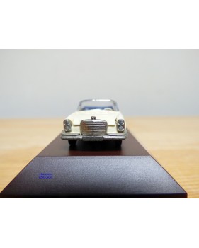 BREKINA  Meisterstück 2105, cabriolet Mercedes 280 SE 3.5    BO  1/87 ème HO 