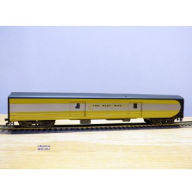 IHC  5632,  fourgon à bagages ( smooth side baggage)  The East Wind  neuf    BO 