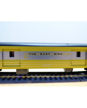 IHC  5632,  fourgon à bagages ( smooth side baggage)  The East Wind  neuf    BO 