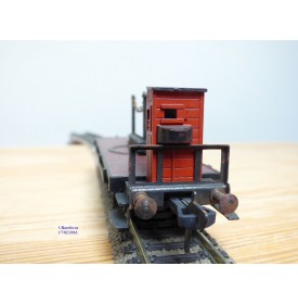 FLEISCHMANN 1483,  wagon plat à plmate forme pivotante ( Drehschemelwagen ) à guérite  DB  BO