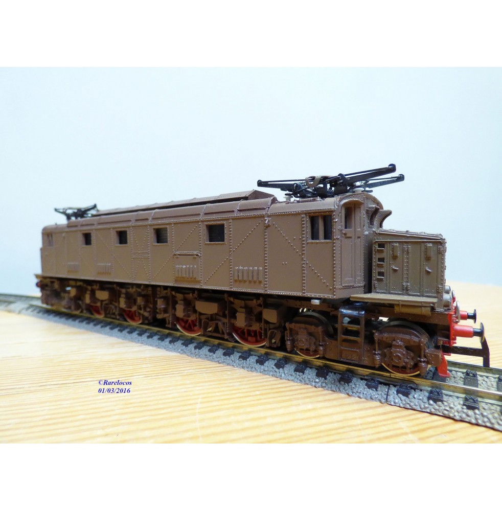 Rivarossi "véro" 1445, motrice 2 Bo Bo 2  E 428  1 ère  série N°: E428 013   FS   BO
