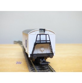 RIVAROSSI véro 2444,  wagon réfrigérant   type  Ibpes   STEF  SNCF   neuf   BO