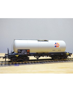 ELECTROTREN  5826K, wagon citerne  TOTAL   SNCF  neuf   BO