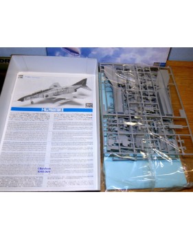 HASEGAWA  04107,  Mac Donnell Douglas F-4EJ PHANTOM II   Neuf   BO  1/72