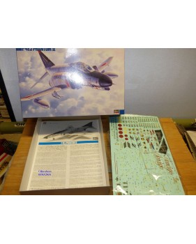 HASEGAWA  04107,  Mac Donnell Douglas F-4EJ PHANTOM II   Neuf   BO  1/72