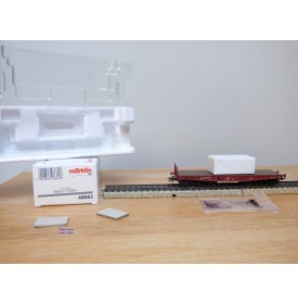 Märklin 48662,  wagon plat pour charges lourdes type Salmmp chargé d' un bloc de marbre  véritable  FS   neuf    BO 