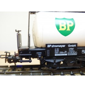 PRIMEX ( Märklin )  4588,  wagon  citerne BP  stromeyer DB  neuf  BO 