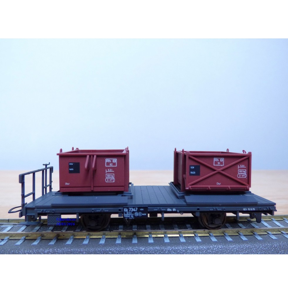 BEMO 2258 117, wagon plat  type Kk-w  N° 7347 chargé de 2 bennes  à gravier   RhB   neuf   BO