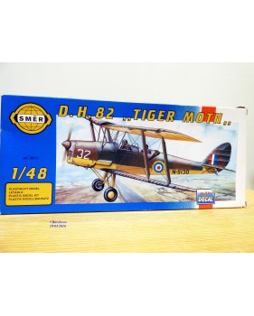 SMER 0811,  biplan britannique  DE HAVILAND 82  " Tiger Moth "   neuf    BO 1/48
