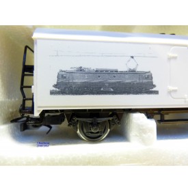 RIVAROSSI véro 5680,  wagon réfrigérant  cinquantenanire de Rivarossi   CC 7100   neuf   BO