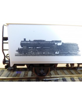 RIVAROSSI véro 5670,  coffret de 5 wagons  réfrigérant  cinquantenanire de Rivarossi     neuf   BO