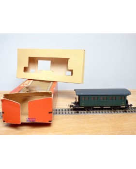 RIVAROSSI véro  V 501,  voiture à 2 essieux  à plate formes d'extrémité  de 3 Cl.  type C 501   FNM   BO