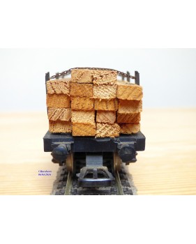 RIVAROSSI véro CT ,  wagon plat à ranchers type T  chargé de bois  FS  BO