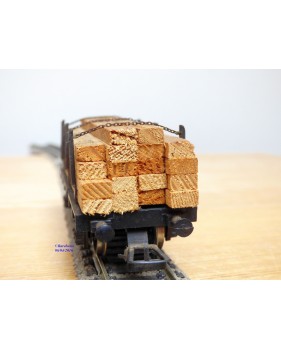 RIVAROSSI véro CT ,  wagon plat à ranchers type T  chargé de bois  FS  BO