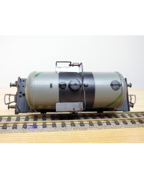 RIVAROSSI  véro C MBe, wagon citerne type Mbe  Standard Italo Am. Petroli   FS    BO