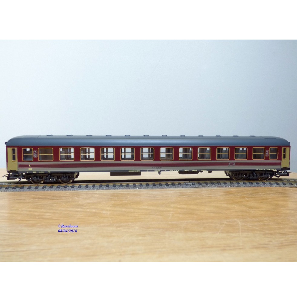 RIVAROSSI  véro 2542, voiture carénée  type B  2 Cl.   FS   neuf   BO