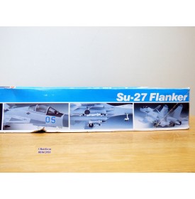 REVELL 4348, SUKHOI  Su-27 Flanker    neuf    BO  1/72