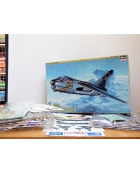 HASEGAWA P13-2900, avion d' attaque L.T.V.  ( Ling Temco Vought ) A-7D  Corsair II     Neuf   BO  1/48
