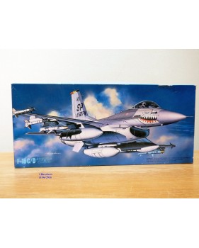FUJIMI 35104, General Dynamics  F-16C/D  Jaws  Neuf   BO  1/72