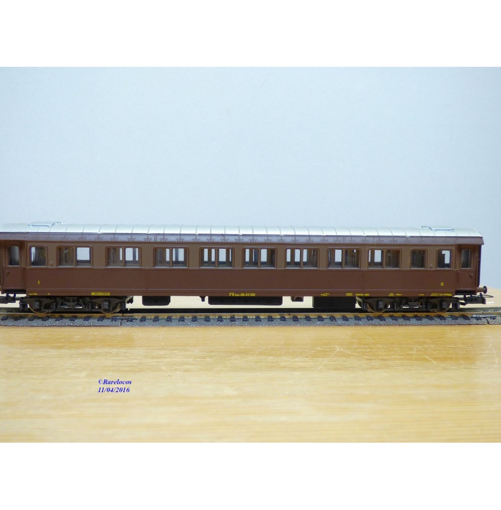 RIVAROSSI  2570, voiture à compartiments mixte 1/2 Kl. type ABz 52061  R95   FS    BO