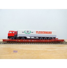 FLEISCHMANN  5274,  wagon surbaissé pour transport de camions type Saadkms.690 Rollende Landstrasse et camion MAN  DB  BO 