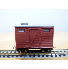 EGGER BAHN 2202 / JOUEF V22, wagon couvert court gris  neuf  BO
